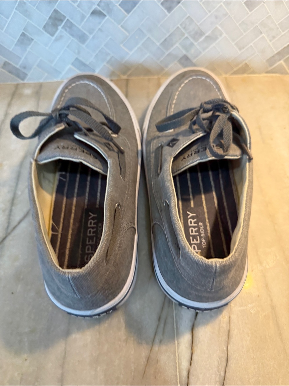 Sperry Men's Gray Canvas Boat Shoes with White Outsole Size 9.5 - Picture 3 of 8